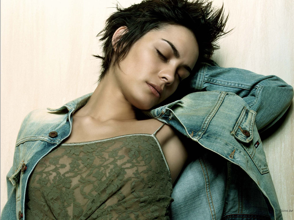 Shannyn sossamon hot pics