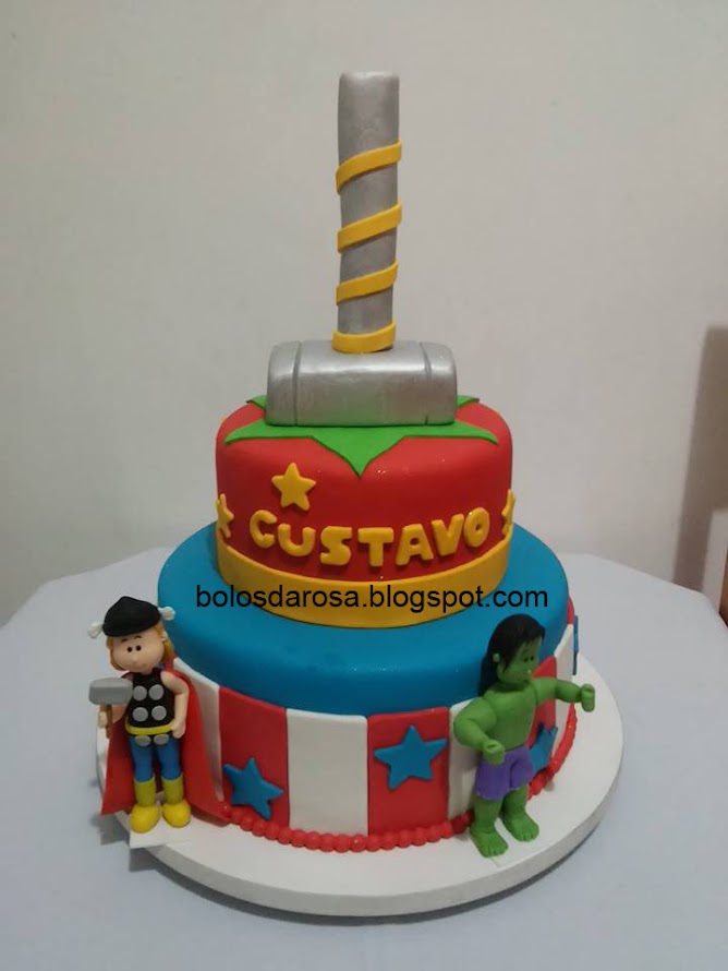 BOLO DE ANIVERSARIO