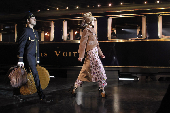 Louis Vuitton x Takashi Murakami 2008 pre-owned Tray