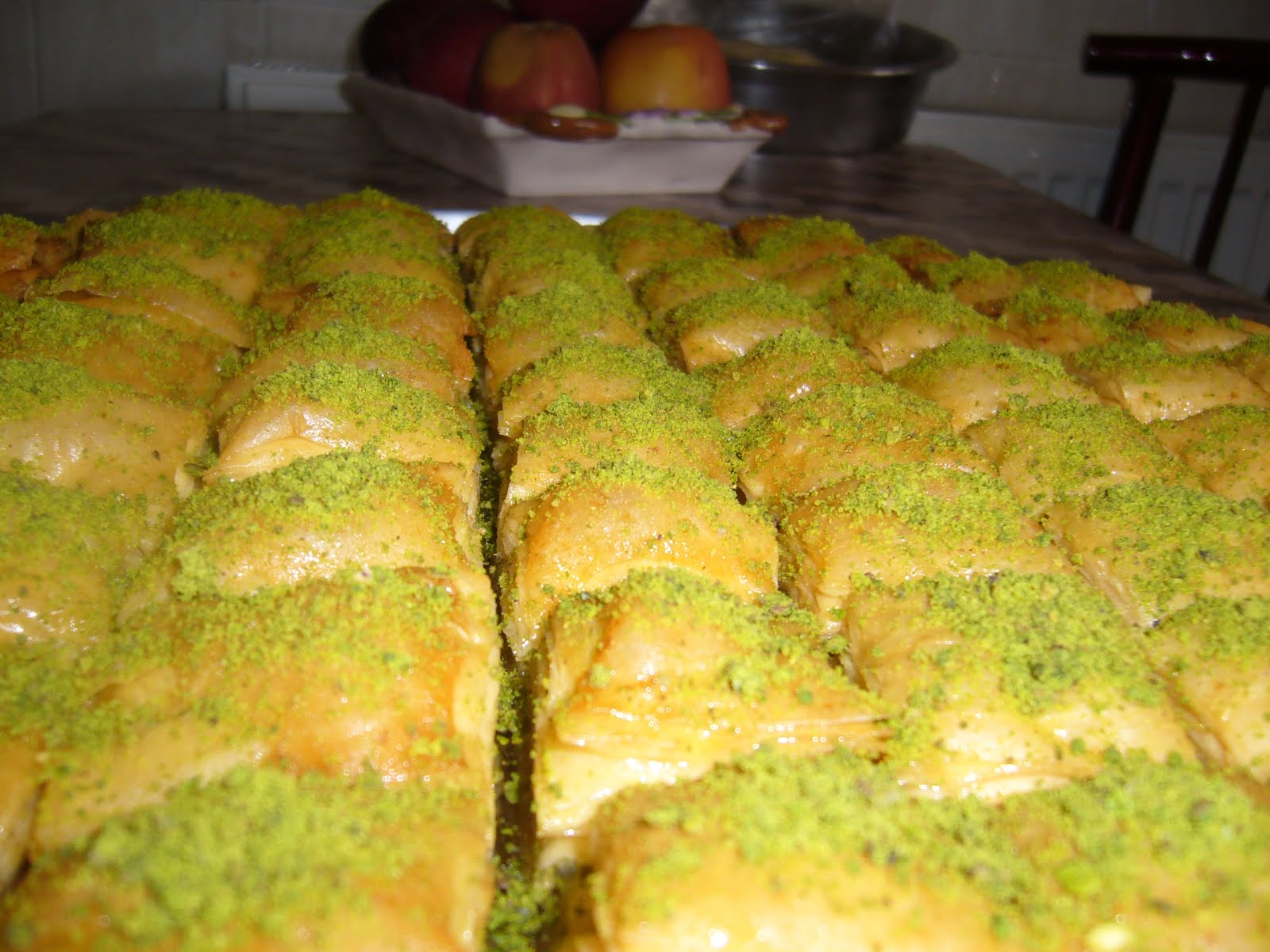 Ev Yapımı Baklava Mutfakta Biri Var