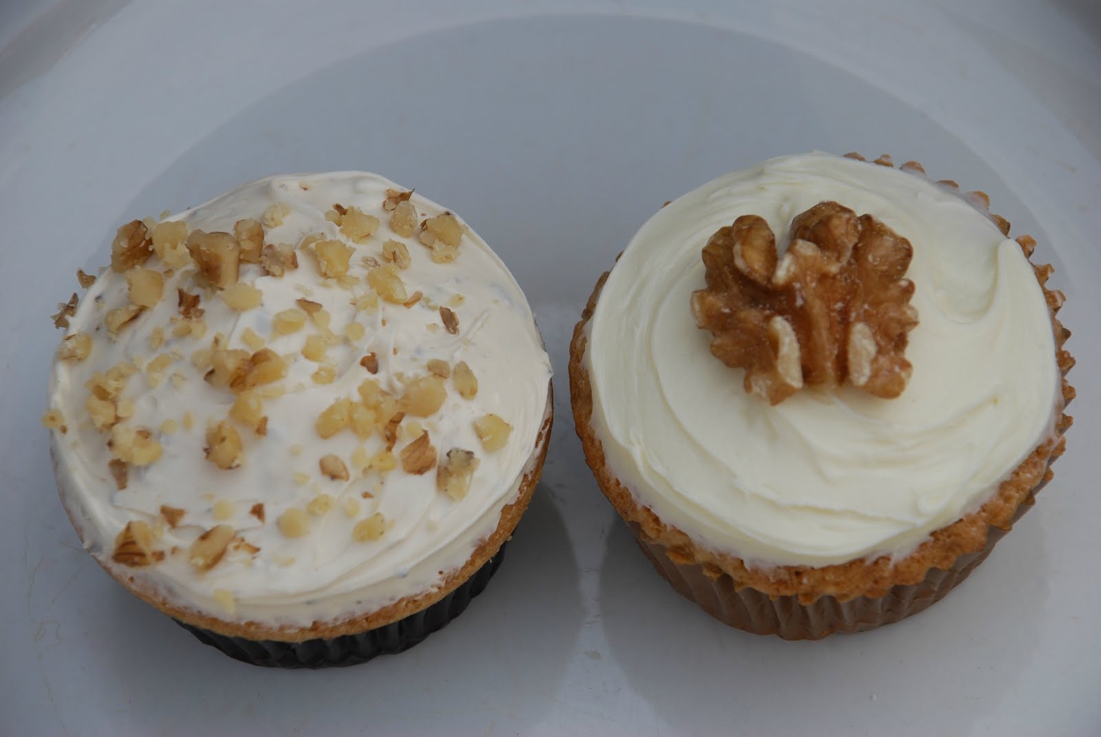 75 G Shelled Walnuts Chopped 175 Caster Sugar Butter Softened At Room Temp Cake Flour 3 Eggs 2 Tsp Baking Powder 75 G Shelled Walnuts Chopped 175 Caster Sugar Butter Softened At Room Temp Cake Flour 3 Eggs 2 Tsp Baking Powder