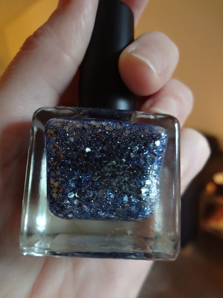 aka Bailey How to Remove Glitter Nail Polish