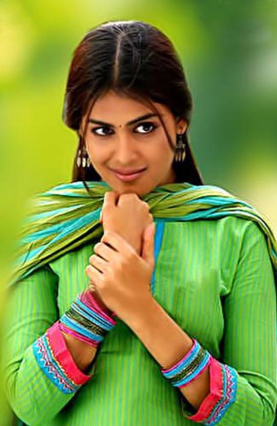 Recent Genelia Photos