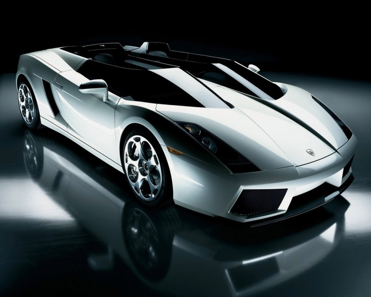 3d Car Wallpaper For Desktop