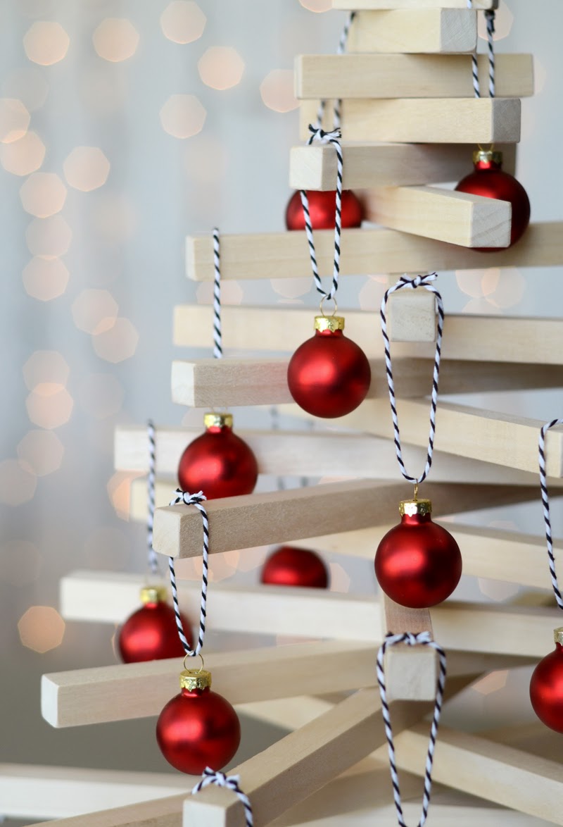 Diy wooden tabletop christmas tree DIY Wooden Tabletop Christmas Tree | Design Fixation