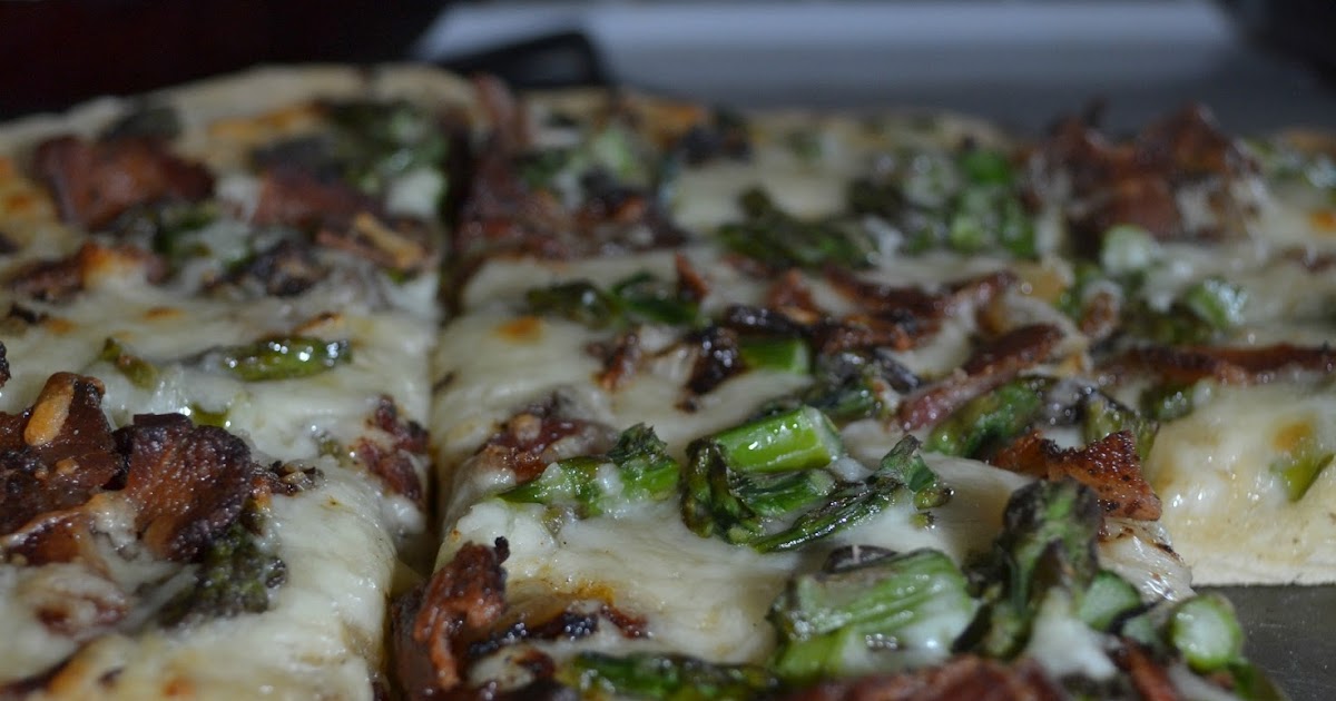 Life in the NotSoFast Lane Bacon, Asparagus, and Caramelized Onion Pizza