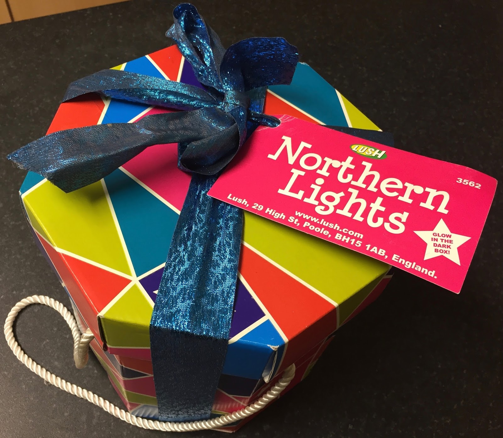 All Things Lush UK Unboxing of Northern Lights Gift Set (Christmas 2011)