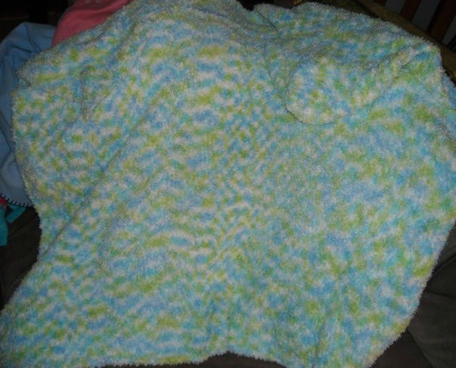 The Crafty Daisy: Hooded Baby Blanket