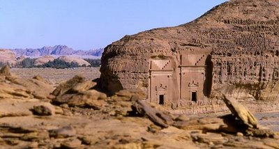 Beni Jeans: Visit the remains Of Thamud's Amazing Architecture