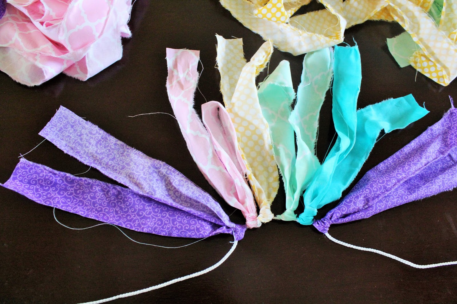 Building Our Hive Fabric Strip Banner