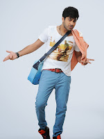 Sharwanand Photo Session for Run Raja Run-cover-photo