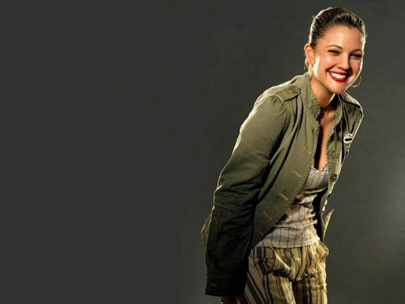 Drew Barrymore Wallpapers 2