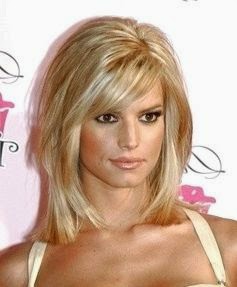 Lange haare wellig stylen männerfrisuren kurz blond 2014