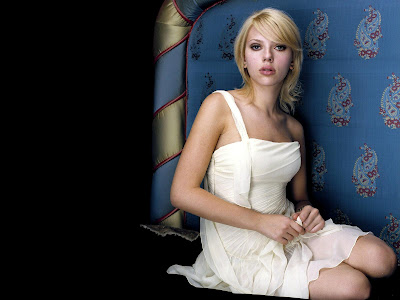 Scarlett Johansson HD white dress Wallpaper