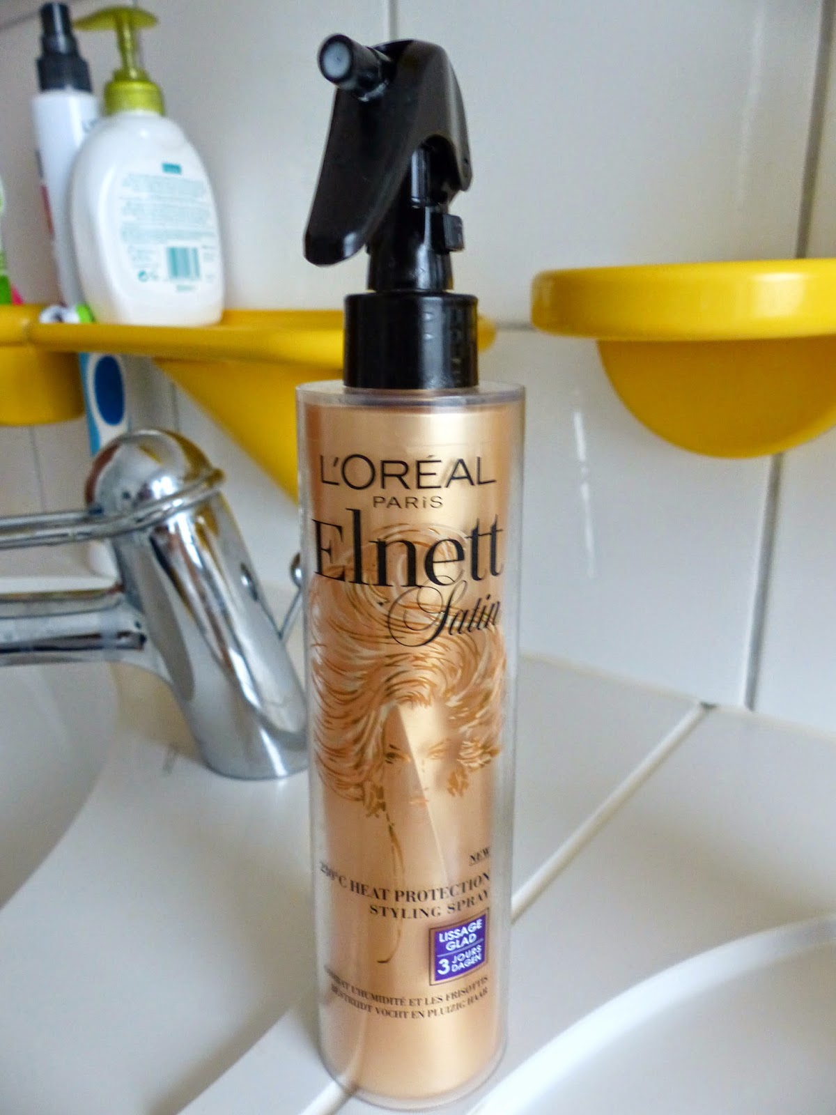 BeautieSmoothie L'OREAL HEAT PROTECT SPRAY SATIN REVIEW