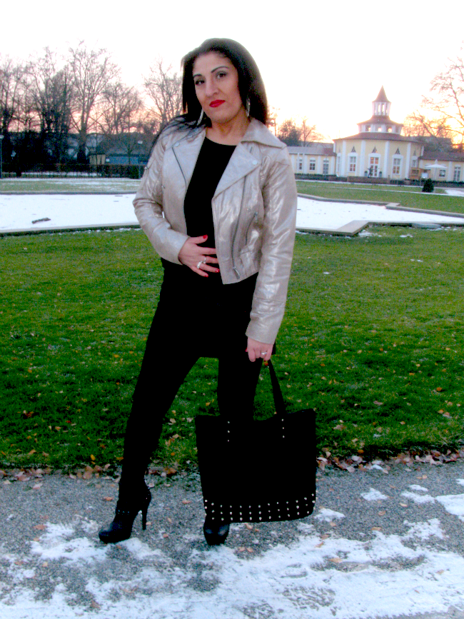 After The First Snow - Outfit Post - Madame Keke Blog - Goosecraft, H&M, Primark