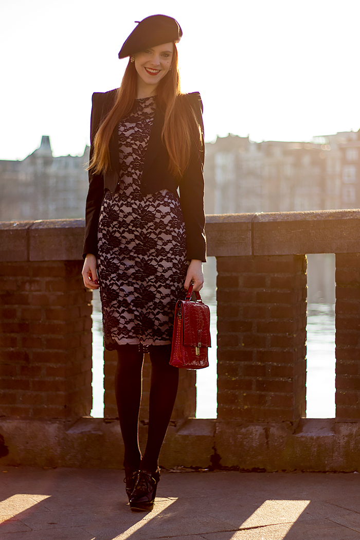 Retro / vintage fashion blogger outfit with a lace dress, tailcoat and beret