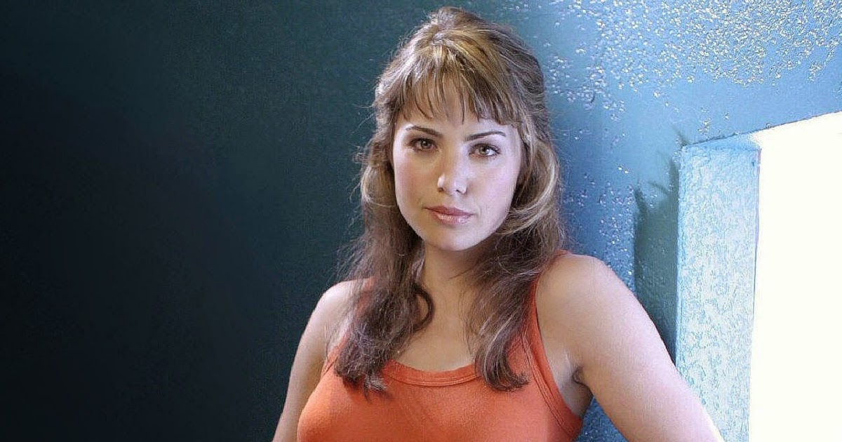 HD Wallpapers Erica Durance HD Wallpapers