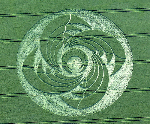 Círculos de las cosechas 20120610+crop+circle+triple+12