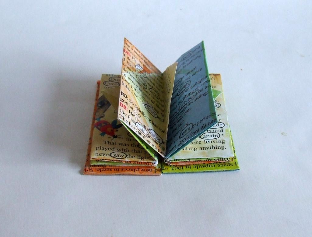 a tiny zig-zag book
