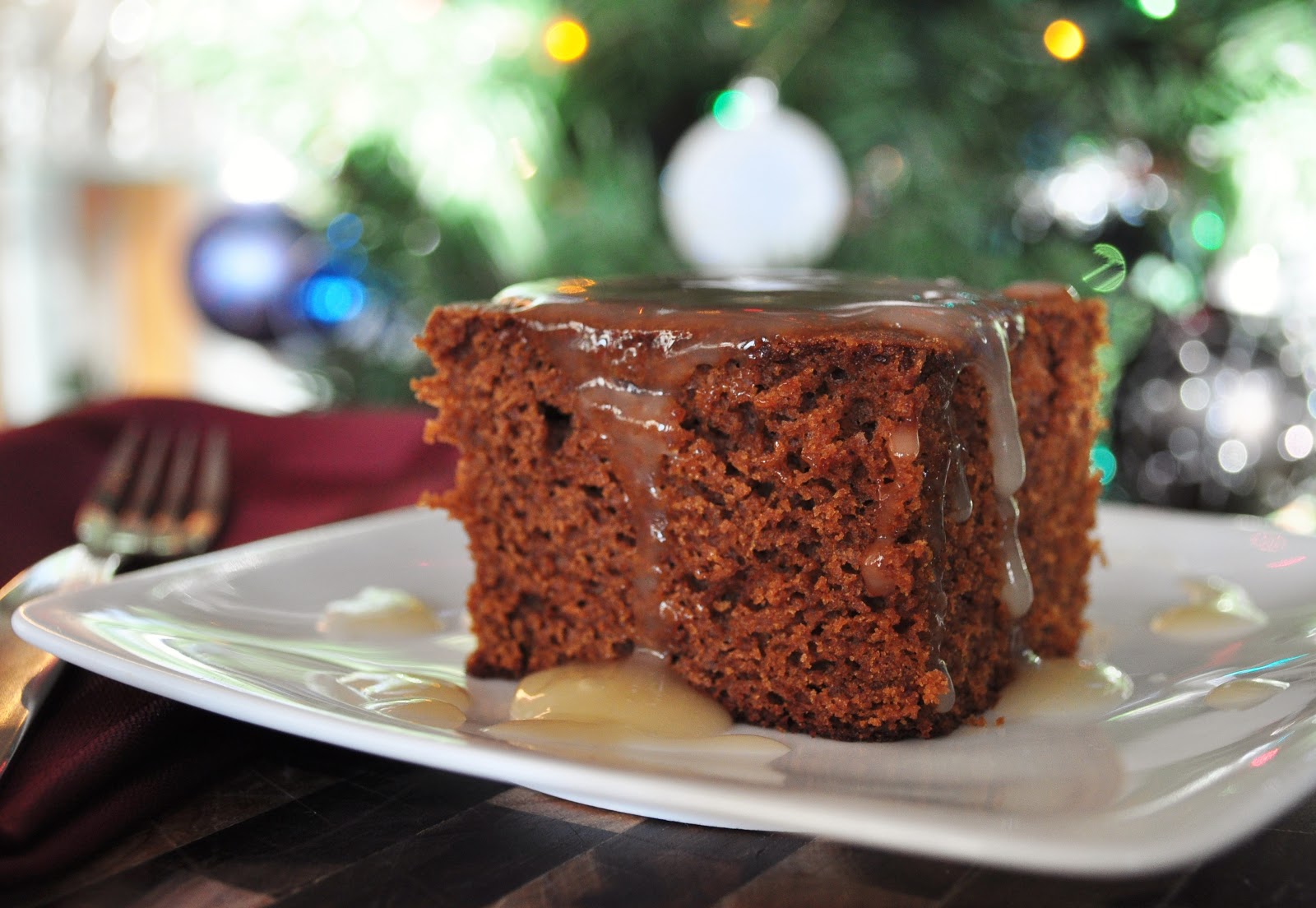 My Tiny Oven Gingerbread Cake with Warm Lemon Sauce