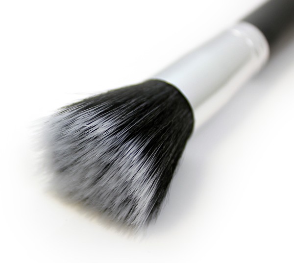 Different ways to apply foundation Beauty Buzz with Nicole