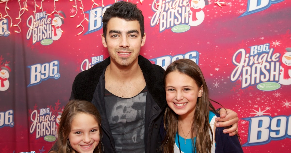 We Always Love Jonas Brothers Meet & Greet Joe Jonas en B96 Jingle Bash