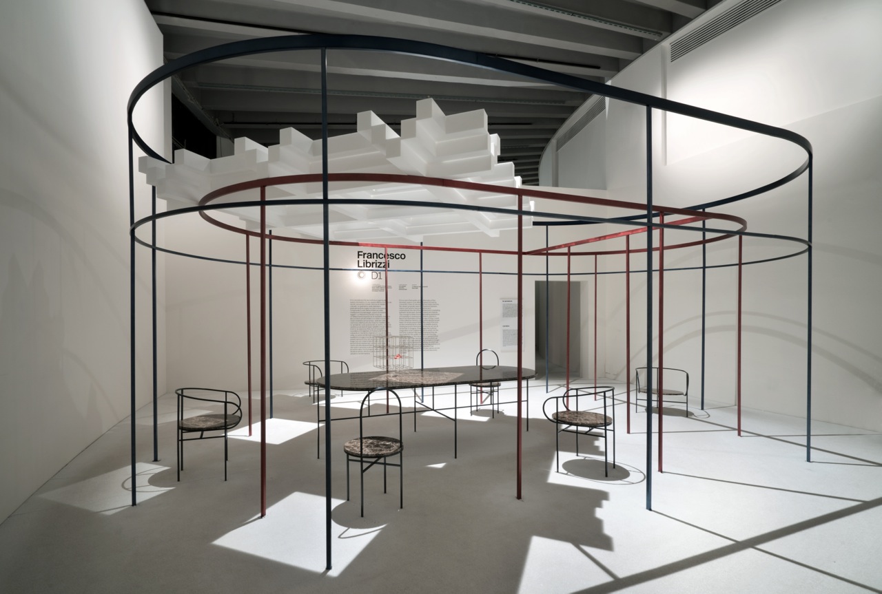 Per la xxi triennale di milano, francesco librizzi mette in scena ...