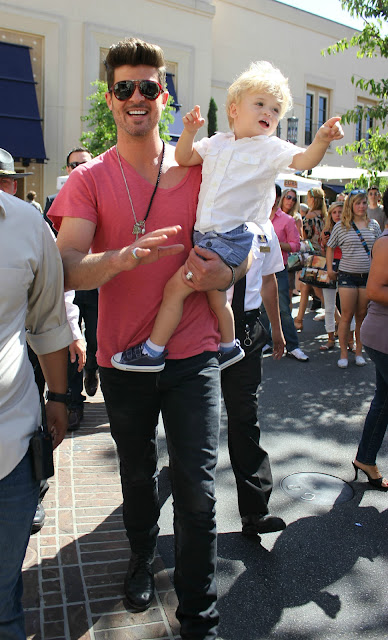 Robin Thicke enjoys time with son Julian