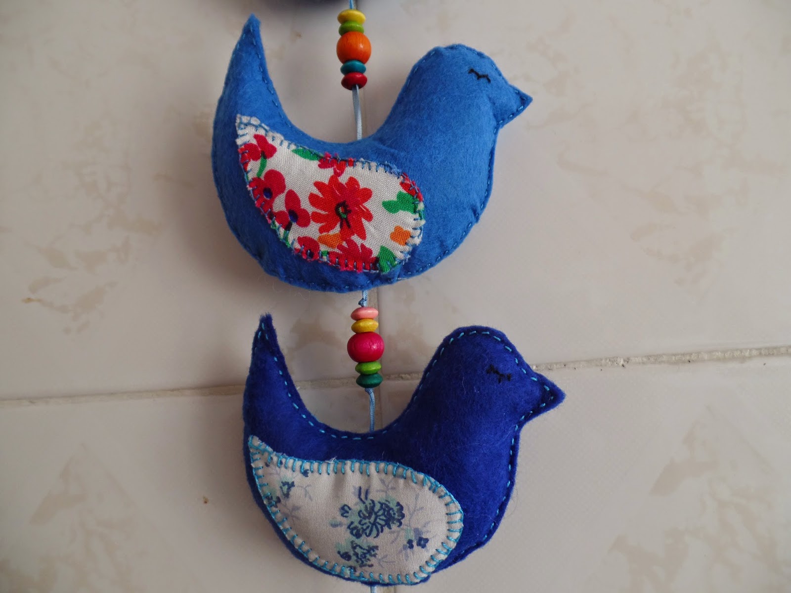 ÇINAR AĞACI Keçe Duvar Süsü (kuşlar)