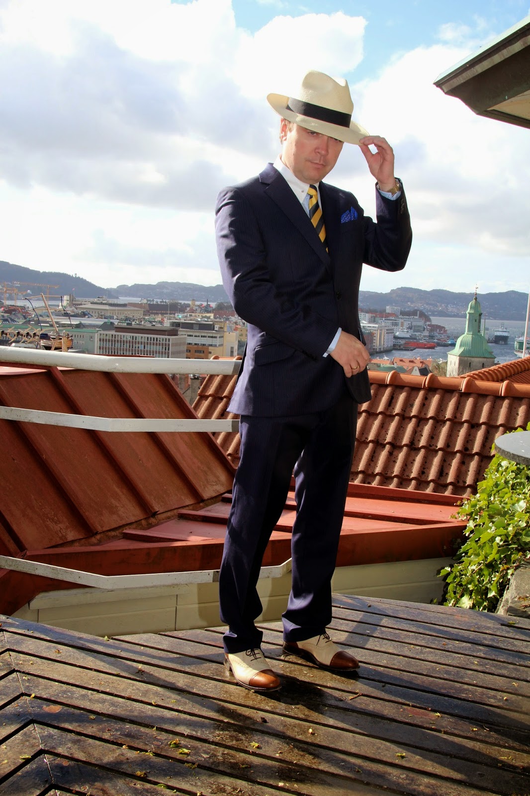 panama hat with suit