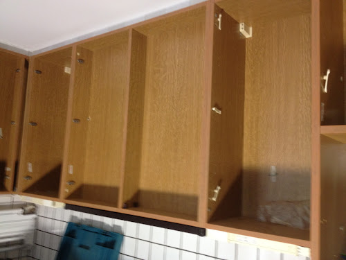 Renovatie van eiken keukens: juni 2012