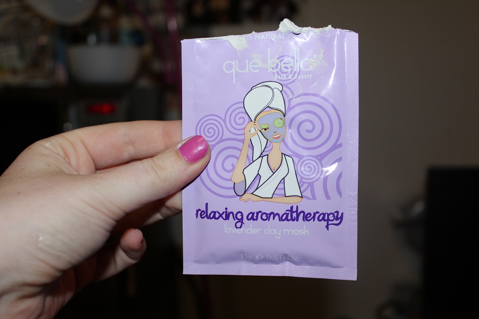 Dana Blogs Que Bella Face Mask Review