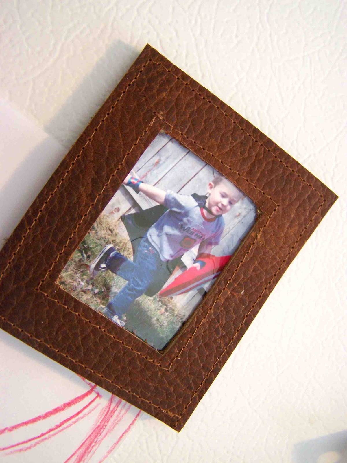 Made by Me. Shared with you. Tutorial Little Leather Frames