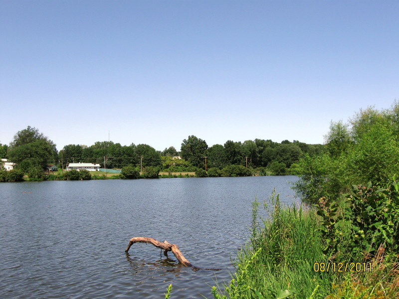 Lowbuck Lake Caroline