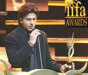Shah Rukh Khan, Bollywood Gossips, Shah Rukh Khan in IIFA Awards, Shah Rukh Khan in Toronto