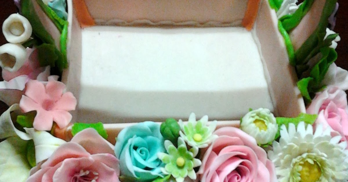 COLD PORCELAIN FLOWERS Accessory Holder for Dressing Table