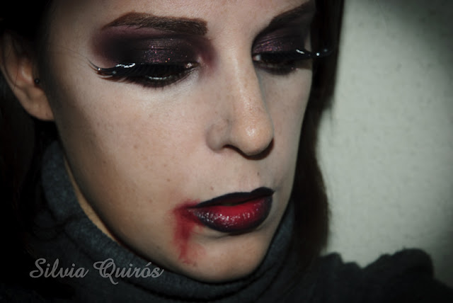 Maquillaje Halloween 4: Vampiresa sexy, Halloween Makeup 4: Sexy vampire, efectos especiales, special effects, Silvia Quirós