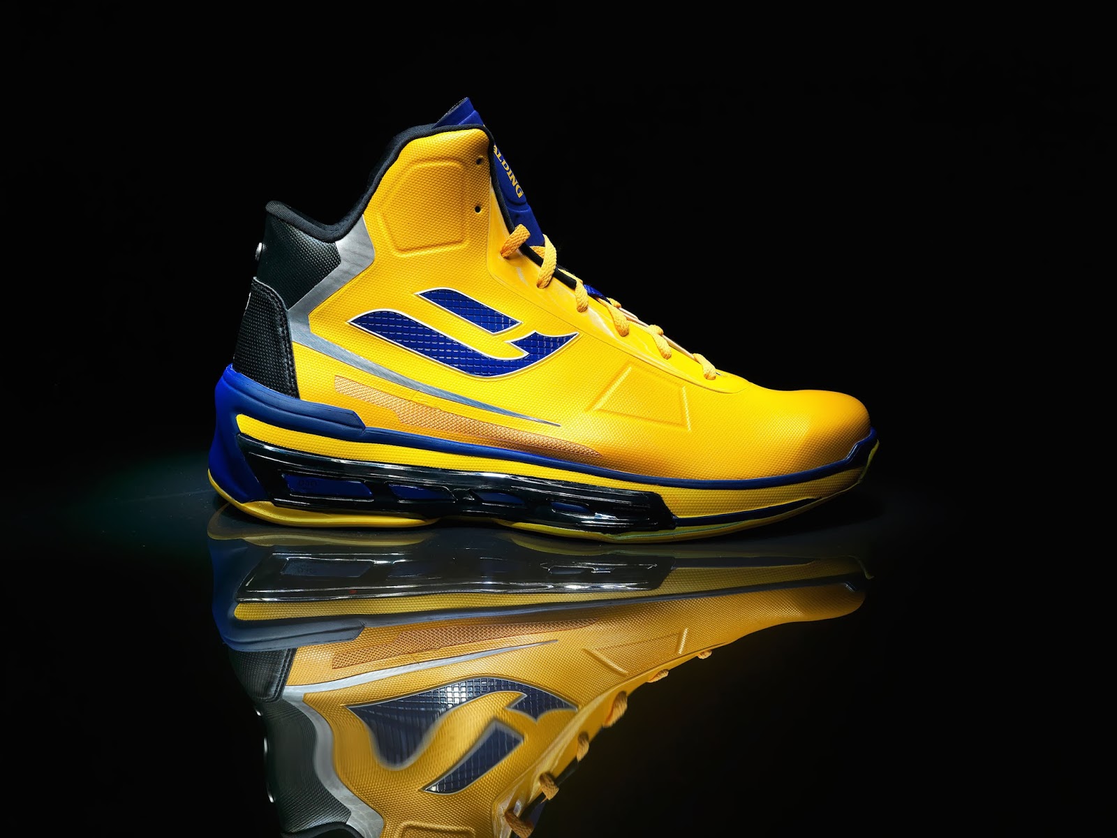 spalding basketball shoe sportmondo sports portal product news spalding to spalding basketball shoe sportmondo sports portal product news spalding to