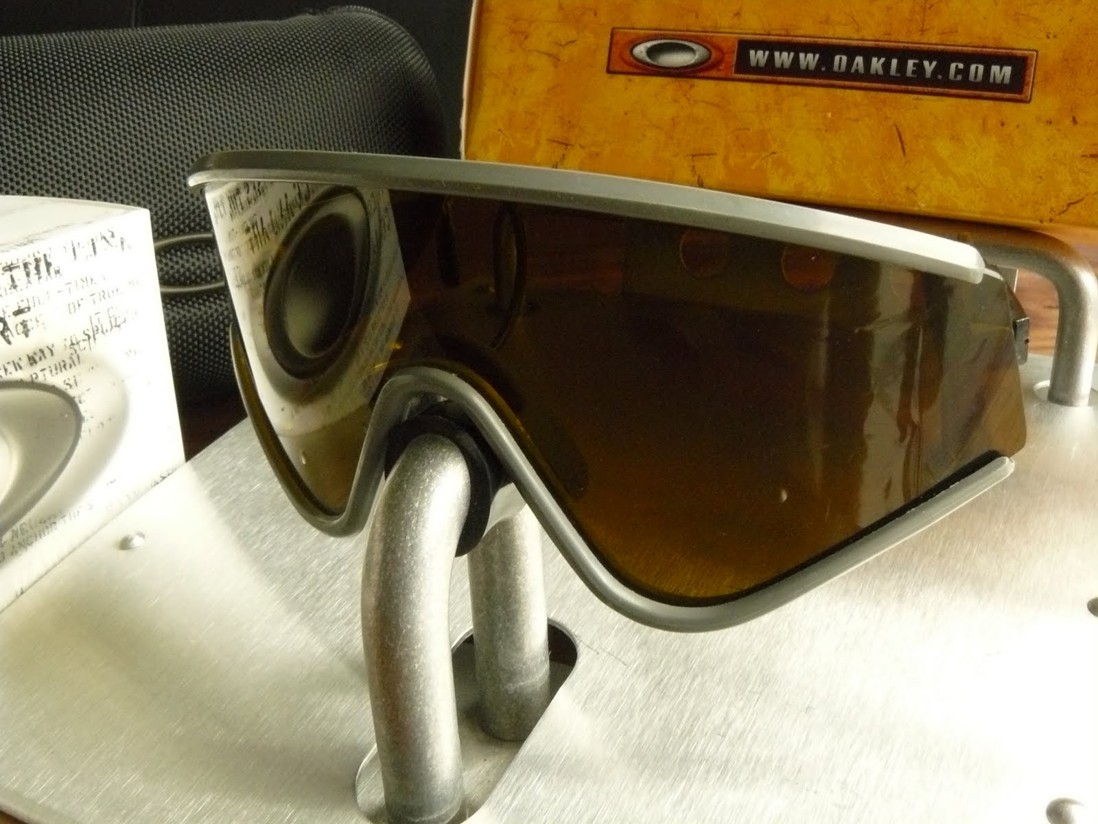 oakley vintage oakley vintage