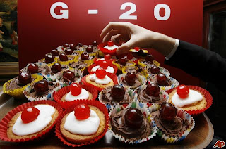 Britain Red Nose Cake Britain Red Nose Cake