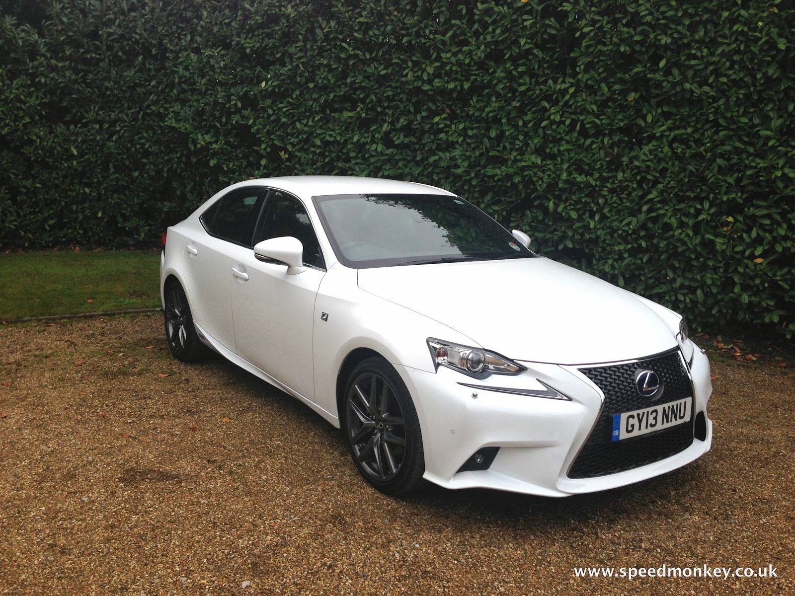 Speedmonkey 2013 Lexus IS300h first drive review