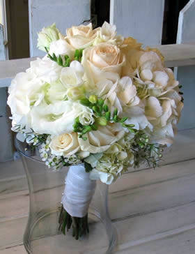 beatiful bouquet wedding