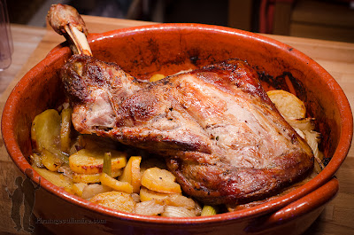 Épaule d'agneau sur lit de fenouil et pommes de terre 2013-03-061