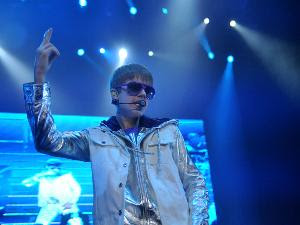 Download Foto Konser Justin Bieber di Jakarta