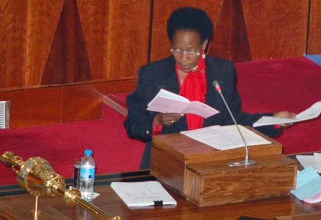 Waziri wa Ardhi na Maendeleo ya Makazi,Mhe.Anna Tibaijuka akijibu Hoja za Wabunge wakati Bunge likijadili Bajeti ya Wizara ya Ardhi na Maendeleo ya Makazi kwa Mwaka 2014/2015. Waziri wa Ardhi na Maendeleo ya Makazi,Mhe.Anna Tibaijuka akijibu Hoja za Wabunge wakati Bunge likijadili Bajeti ya Wizara ya Ardhi na Maendeleo ya Makazi kwa Mwaka 2014/2015.