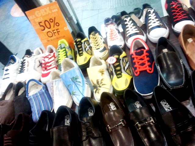 Manila 3 day sale in SM City Manila June 1517 Azrael�s