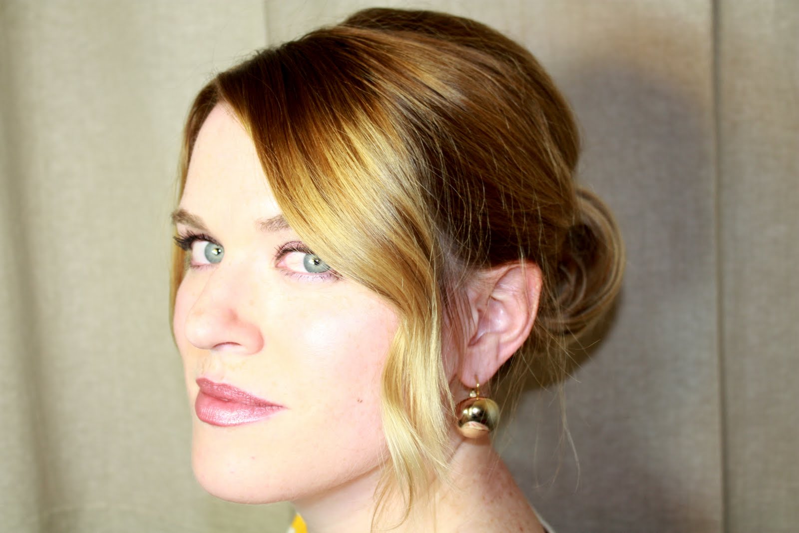 define chignon