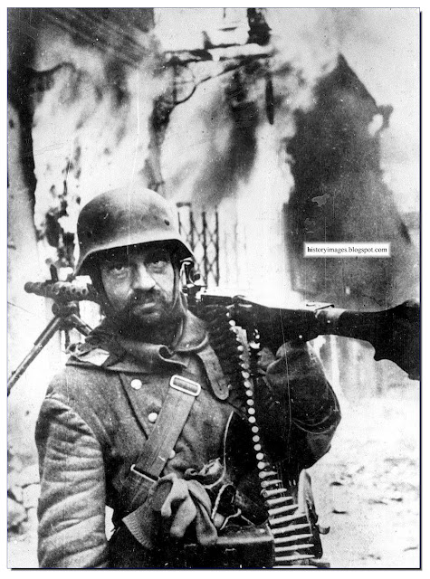 German machine-gunner Zhitomir Ukraine November 1943