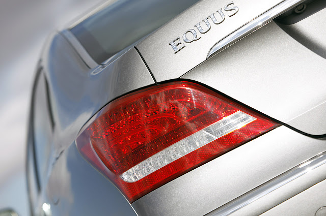 Задний фонарь, стоп  Hyundai Equus 2012